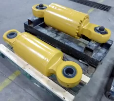 Rear suspension cylinder