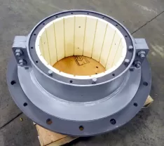 Water lubricated turbine guide bearing